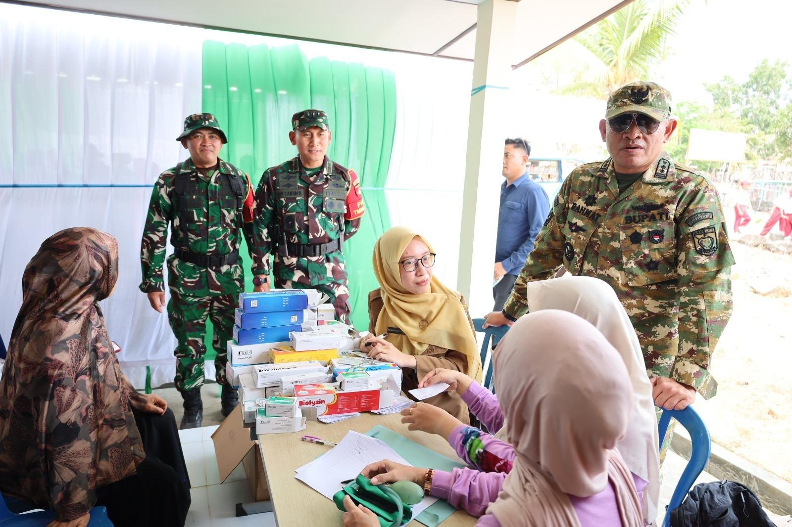 TMMD Ke-130 di Tanah Laut: Bazar dan Bakti Sosial untuk Masyarakat