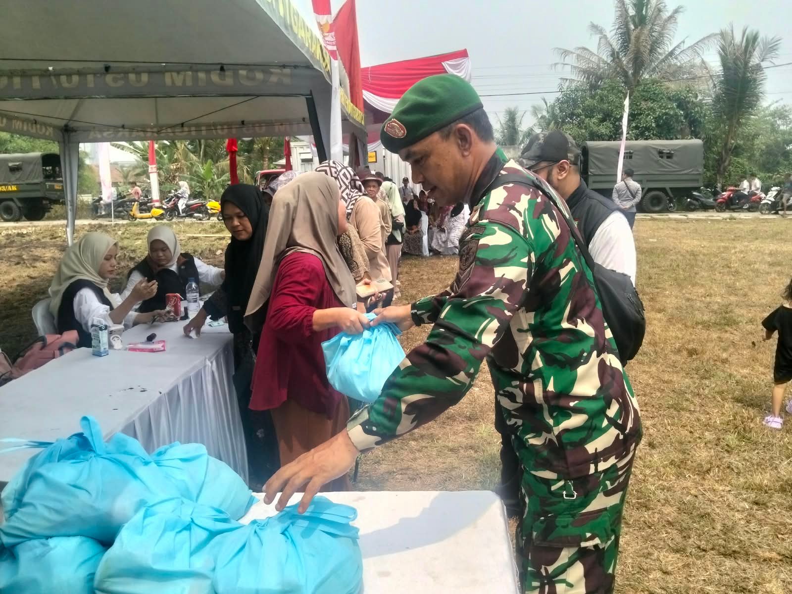 Gerakan Pangan Murah Diterima Positif oleh Masyarakat di TMMD ke-130