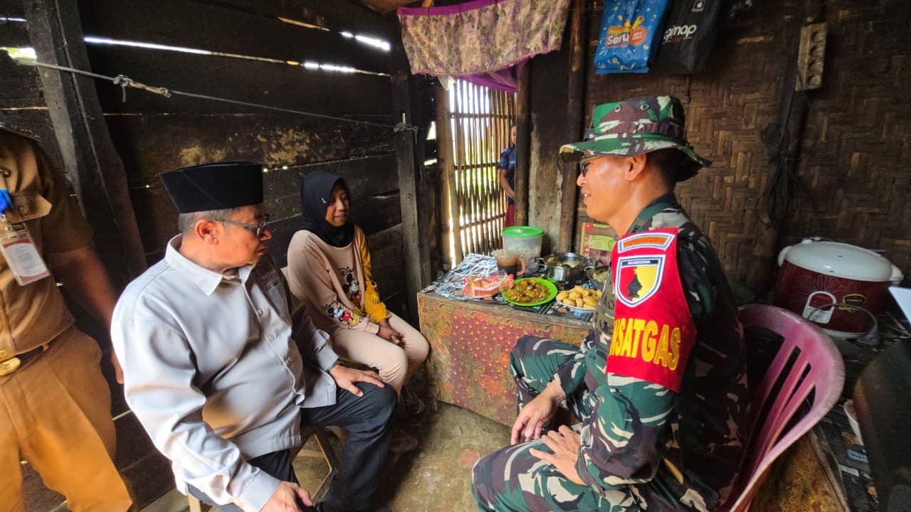 Kunjungan Dandim 0818: Kepedulian TNI untuk Warga Taji