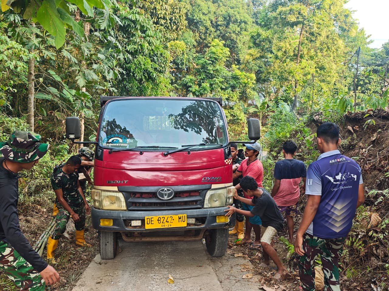 Kerja Keras Bersama untuk TMMD di Ambon
